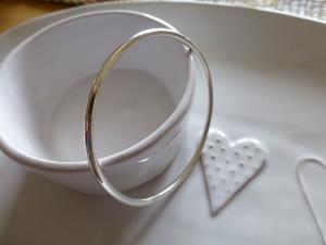 Polished round 3mm bangle